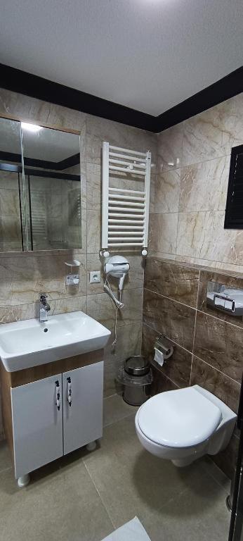 Laos Istanbul Town Hause Apartment Bilik gambar